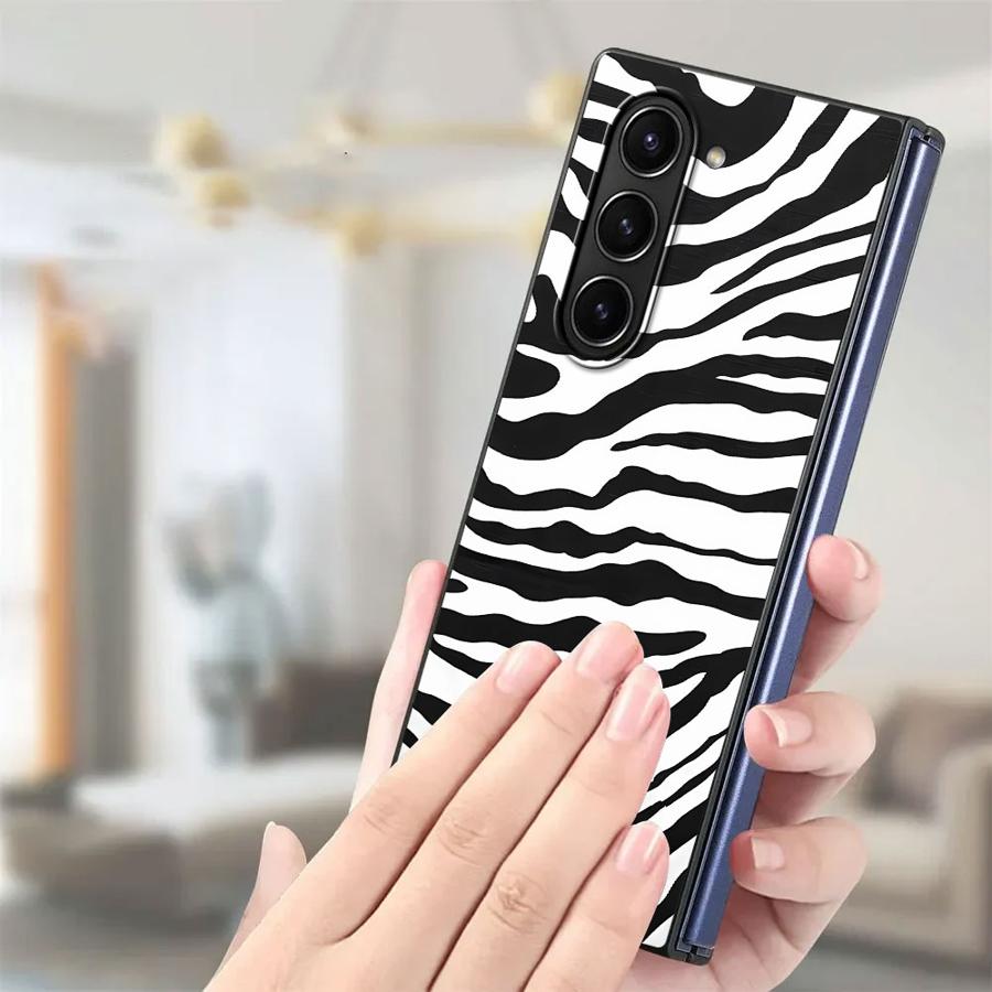Zebra Striped Sunflower Back P - đánh giá và giá Phone Cases Z Fold 7