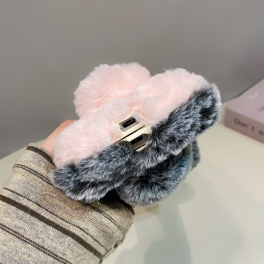 Cute Rabbit Ears Fluffy Stand  - đánh giá và giá Phone Cases Galaxy S23